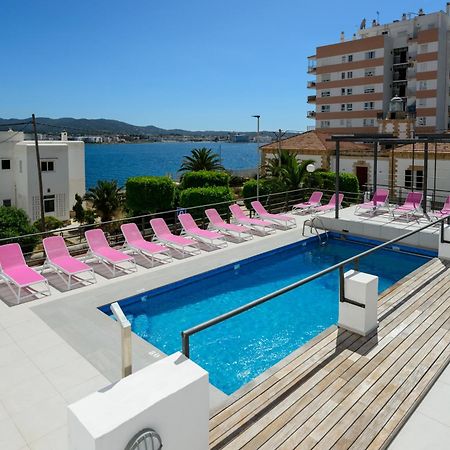 Aparthotel Vibra Sanan - Adults Only San Antonio  Bagian luar foto